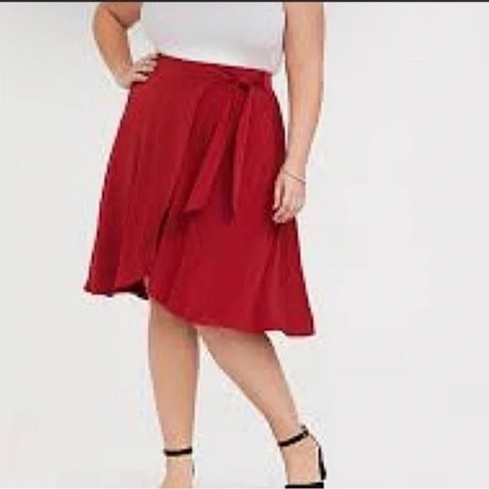 Torrid Rich Red Midi Skirt Wrap Size 3 comfy Stretchy